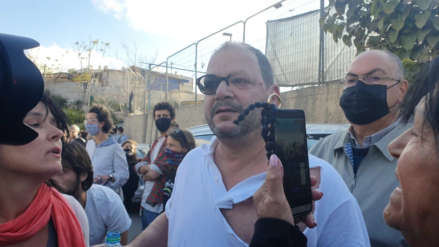 ח"כ עופר כסיף לא הצהיר אמונים תקף לוחמי יס"מ בהפגנה וחטף מהם מכות רצח